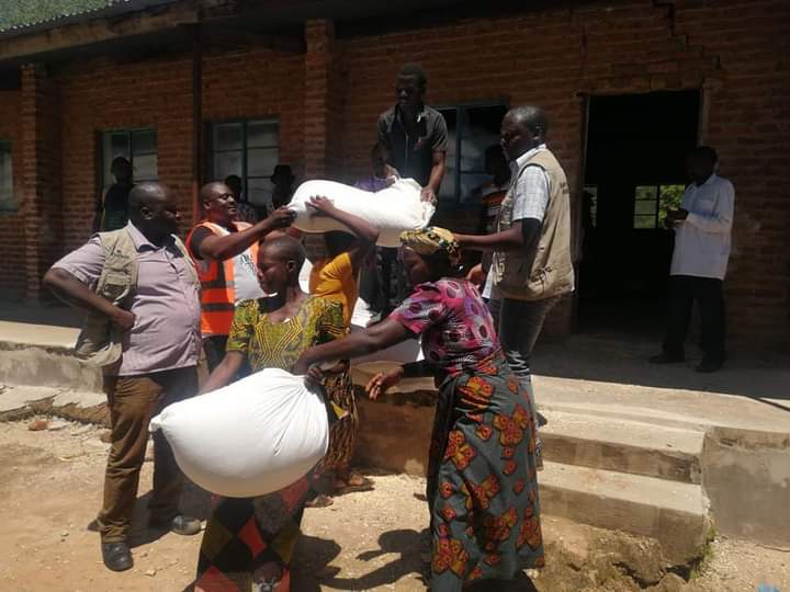 Malawi Govt assists dry spell victims in Karonga - Malawi Nyasa Times ...